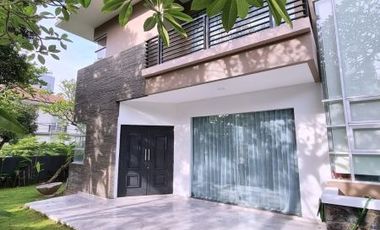 DIJUAL RUMAH MODERN di Jl PERMATA HIJAU, KEBAYORAN LAMA, JAKSEL