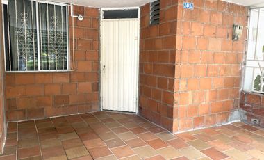 casa en arriendo en acacias de la italia. Cod A9161845