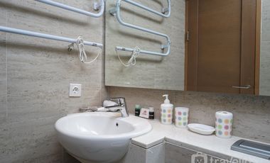 Apartemen Taman Anggrek Residence