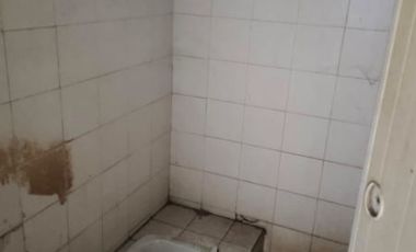 Disewakan Ruko 3 Lantai Lokasi Strategis