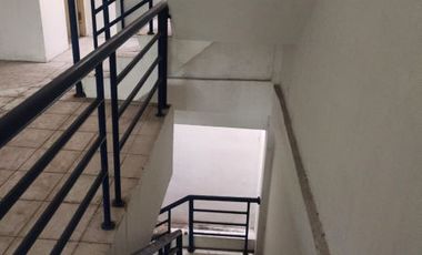 Disewakan Ruko 3 Lantai Lokasi Strategis