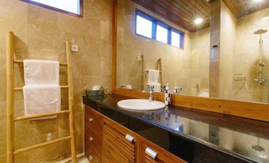 FOR SALE! VILLA SIAP HUNI FULL FURNISHED DEKAT SEMINYAK DAN CANGGU