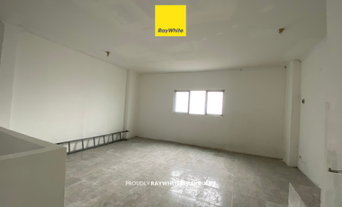 Disewakan Murah! Ruko di H. Nawi, Jakarta Selatan - Lokasi Dekat MRT Cocok untuk Tempat Usaha Coffee Shop, Minimarket, Cloud Kitchen