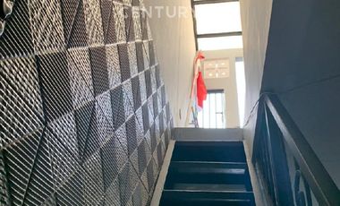 Rumah Modern 2 Lantai Lokasi Strategis Di Cipinang Jakarta S9305