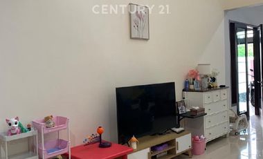 Rumah Modern 2 Lantai Lokasi Strategis Di Cipinang Jakarta S9305