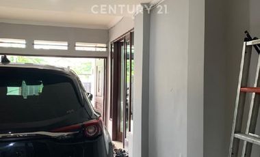 Rumah Modern 2 Lantai Lokasi Strategis Di Cipinang Jakarta S9305