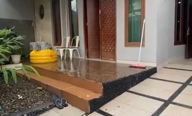 Rumah Modern 2 Lantai Lokasi Strategis Di Cipinang Jakarta S9305