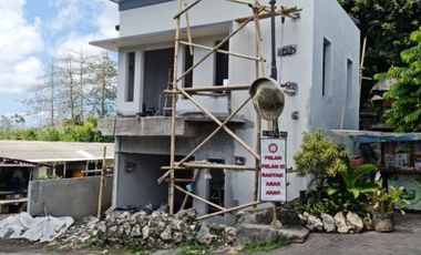 RUMAH MURAH SEMI VILLA 2 LANTAI MINIMALIS TYPE 106/100 3 MENIT DARI GARUDA WISNU KENCANA
