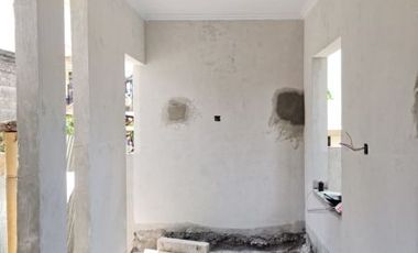 RUMAH MURAH SEMI VILLA 2 LANTAI MINIMALIS TYPE 106/100 3 MENIT DARI GARUDA WISNU KENCANA