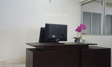 Gedung Luas Dan Strategis Di Area Jl Sholeh Iskandar Bogor