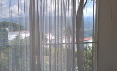 casa en venta en la mesa. Cod V12463