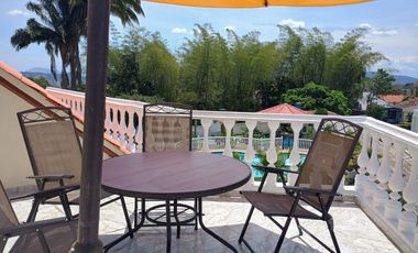 casa en venta en la mesa. Cod V12463