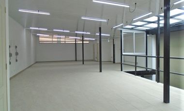 PR12311 SE ARRIENDA OFICINA EN SECTOR SIMON BOLIVAR, ITAGUI