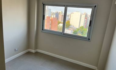 LANUS OESTE, 4 AMB. A ESTRENAR COCHERA AMENITIES