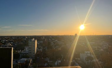 LANUS OESTE, 4 AMB. A ESTRENAR COCHERA AMENITIES