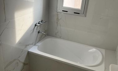 LANUS OESTE, 4 AMB. A ESTRENAR COCHERA AMENITIES