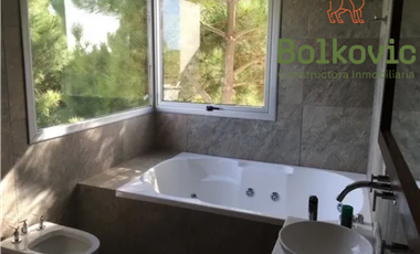 CASA EN VENTA  EN COSTA ESMERALDA- MARITIMO II 40