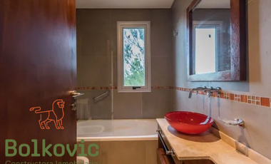 CASA EN VENTA  EN COSTA ESMERALDA- MARITIMO II 40