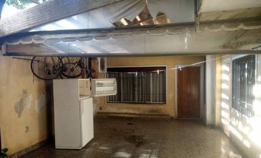 Casa en venta en Ramos Mejia Sur