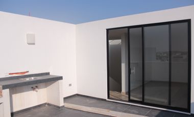 Casa en Lomas de Angelópolis III (recámara en planta baja)