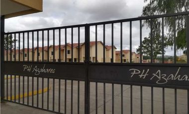 ALQUILER CASA PEDREGAL