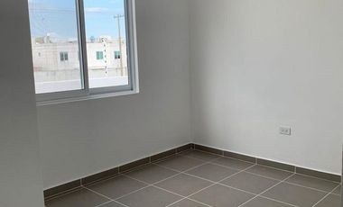 Casa Inteligente en Venta de 3 Recamaras con Paneles Solares en Privada en Poligono Sur de Cancún