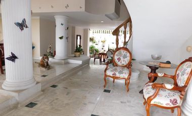 casa en venta en ciudad jardín. Cod V90649