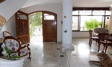 casa en venta en ciudad jardín. Cod V90649