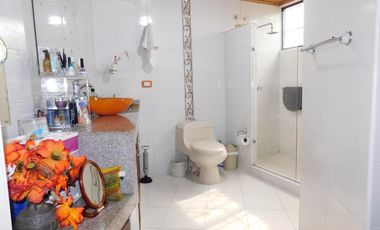 casa en venta en ciudad jardín. Cod V90649