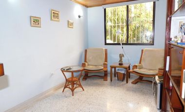 casa en venta en ciudad jardín. Cod V90649
