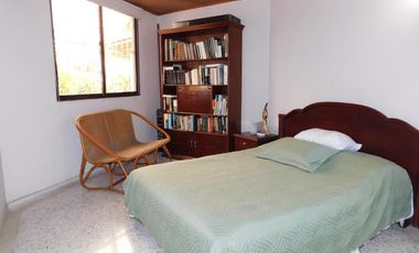 casa en venta en ciudad jardín. Cod V90649