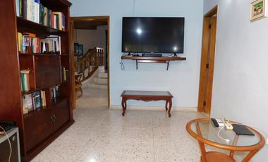 casa en venta en ciudad jardín. Cod V90649