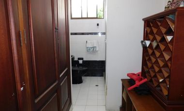 casa en venta en ciudad jardín. Cod V90649