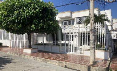 casa en venta en el tabor. Cod V102247