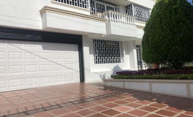 casa en venta en el tabor. Cod V102247