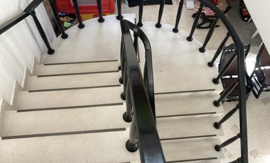 casa en venta en el tabor. Cod V102247