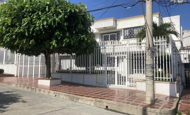 casa en venta en el tabor. Cod V102247