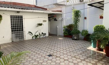 casa en venta en el tabor. Cod V102247