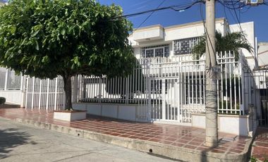 casa en venta en el tabor. Cod V102247