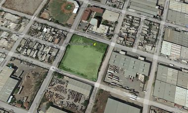 RENTA de terreno de 6,400 mts en Santa catarina