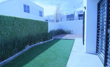 Casa en Fraccionamiento Privado en Apodaca, Nuevo León