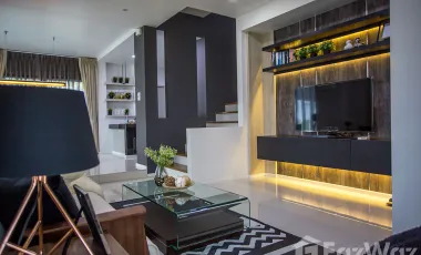 3 Bedroom Townhouse for sale at Malada Maz