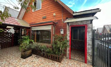 AMPLIA CASA ESQUINA VILLA GALILEA