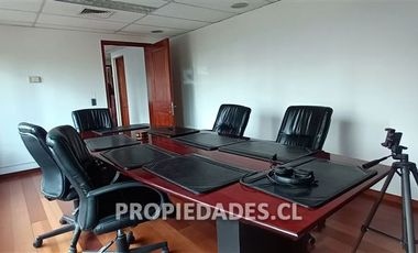 Oficina en Venta en Isidora Goyenechea / El Bosque