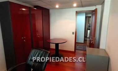 Oficina en Venta en Isidora Goyenechea / El Bosque