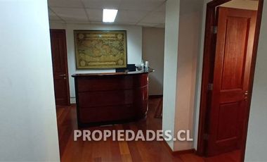 Oficina en Venta en Isidora Goyenechea / El Bosque