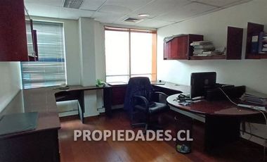 Oficina en Venta en Isidora Goyenechea / El Bosque