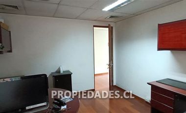 Oficina en Venta en Isidora Goyenechea / El Bosque