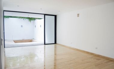 Casa en preventa en privada con amenidades en Santa Gertrudis Copo