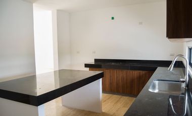 Casa en preventa en privada con amenidades en Santa Gertrudis Copo